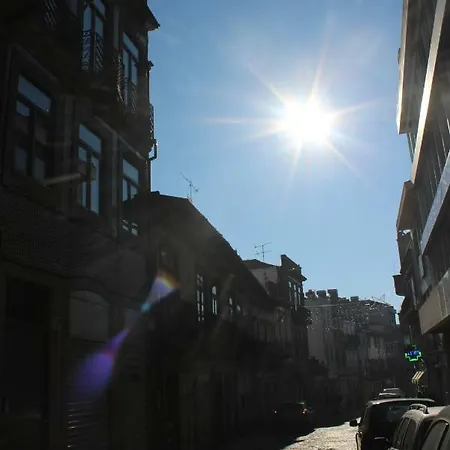 Bonjardim Flats - T1 Com Varanda *